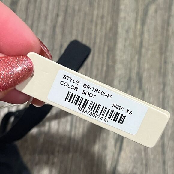 NWT SKIM Fits Everybody Traingle Bra Adjustable Strap Elastic Stretchy Black XS - Picture 2 of 5